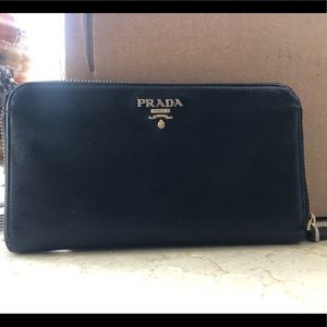 COPY - Prada wallet